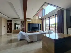 Dijual Rumah Mewah Dengan View Kota Semarang di Jl. Singotoro