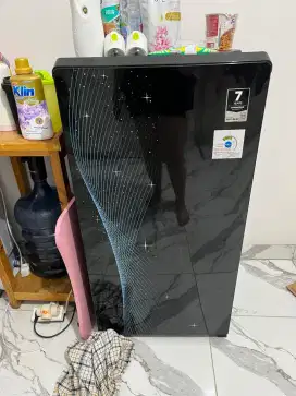 Kulkas Aqua 1 pintu