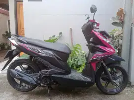 Honda beat magenta 2019