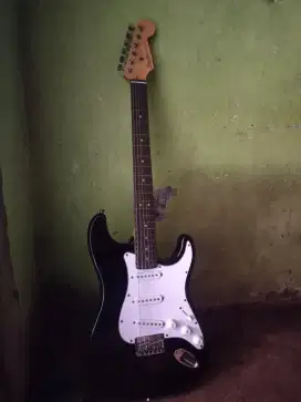 Gitar listrik squier
