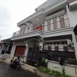Rumah kontrakan per tahun dekat MRT