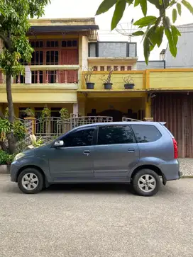 TOYOTA AVANZA G (2010)
