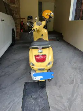Jual Vespa LX iGet 125
