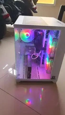 CPU only , i7 3770 3,4hz, Ram 16 gb , Harddisk 500 gb , ssd 256 gb