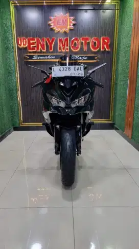 UD ENY MOTOR - Kawasaki ZX25R thn 2023
