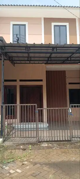 OVER KREDIT perumahan strategis
