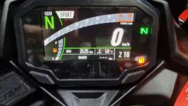 UD ENY MOTOR - Kawasaki ZX25R thn 2023 istimewah