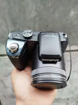 Kamera Olympus sp-820uz