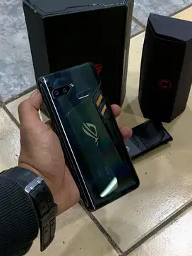 Asus rog 1 8/128