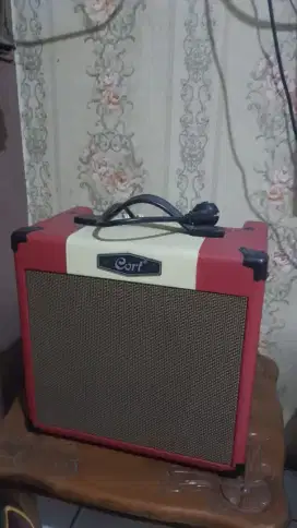 Gitar Legator Les Paul Original (2012) + Amplifier Cort CM15 R