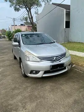 Grand Livina 1.5 XV MT facelife