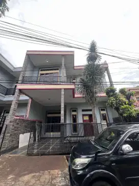 Disewakan Rumah Mewah di Arcamanik