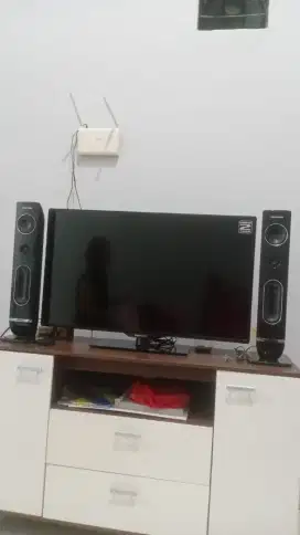 Tv POLYTRON 43in