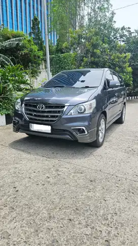 Toyota Kijang Innova 2.5 V Abu A/T 2014 Diesel
