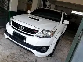 FORTUNER 2.5 VNT TRD SOLAR MATIC 2014