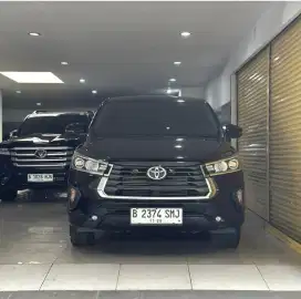 New Innova 2.4 V Diesel