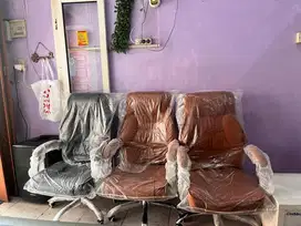 Kursi direktur premium