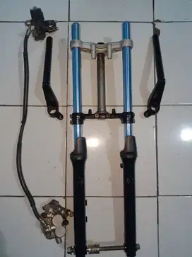 Shock depan set satria FU original + Stang dan Cakram Depan