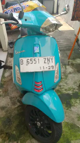 FS vespa sprint s 2022 ex pemakaian wanita