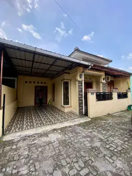 RUMAH CANTIK SEMI FURNISH DALAM CLUSTER KADISOKA PURWOMARTANI SLEMAN