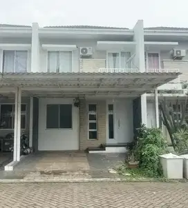 Dijual Cepat! Rumah 2 lantai Siap Huni di Cibubur Country