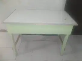 di jual meja bekas dagang