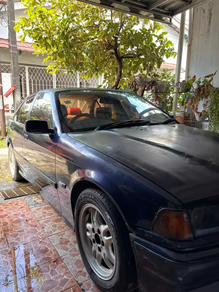 DIJUAL CEPAT MOBIL BMW 318i E36 M43 MT (1997)