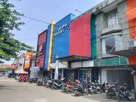Disewakan Ruko Strategis di Simpang Pomad Jalan Raya Bogor