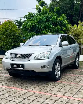 Toyota Harrier 2.4 AT 2010