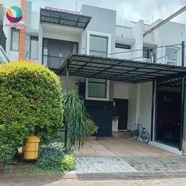 Dijual cepat rumah minimalis 2 lantai rapi siap huni di raffles hills