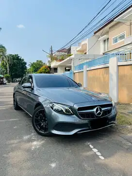 MURAH MERCEDES E250 AVANTGARDE ANTIK MURAH MULUS FULL DIGITAL SPEEDO