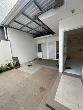 DIJUAL RUMAH MURAH 2 LANTAI BEBAS BANJIR DI CLUSTER BARU KOTA WISATA!