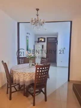Disewakan Murah Rumah Menteng 2 Lantai Dalam Komplek Siap Huni