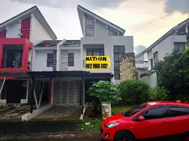 Hunian nyaman & rumah bagus di legenda wisata