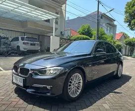 BMW SPORT LUXURY 320i BENSIN 2.0 MATIC 2013