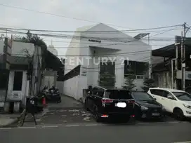 Rumah Usaha Kedai Kopi Di Daerah Gandaria
