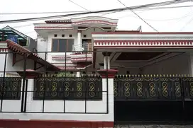 Jual Cepat Rumah Strategis Semi Furnished di Jakarta Barat