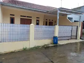 Disewakan/Dikontrakkan Rumah di komplek Deppen RRI Cimanggis