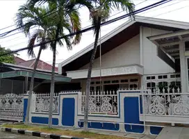 Rumah Minimalis di Cempaka Putih Tengah Jakarta Pusat