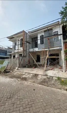 Araya NEW Minimalis di BOULEVARD jalan kembar Utama ROW 24m