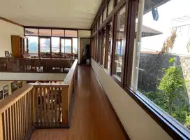 Dijual Rumah bagus asri nyamanmainroad Bandung
