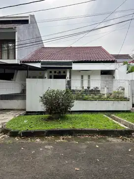 RUMAH SIAP HUNI LEBAK BULUS JAKARTA SELATAN