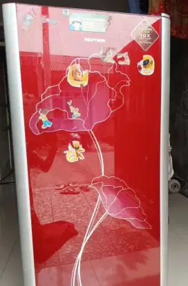 kulkas Polytron