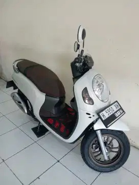 Scoopy Prestige 2022