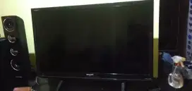 Tv digital 32 inc merek sharp nominus