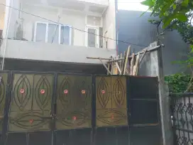 Jual secepatnya rumah di Kemanggisan kebun jeruk