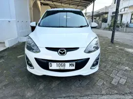 Mazda 2 R matic tahun 2012