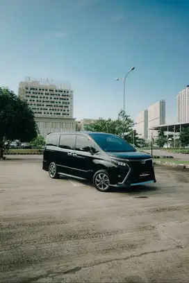 TOYOTA VOXY [2018]