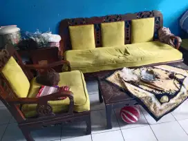 Kursi tamu tinggal cat ulang ganti cover seperti baru