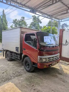TOYOTA DYNA 115ST MOJOKERTO TAHUN 2002